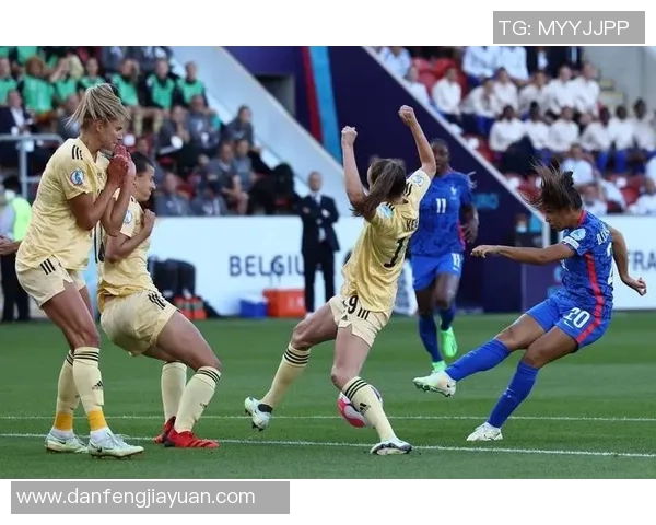 女足对阵哥伦比亚精彩直播全程回顾与赛后分析