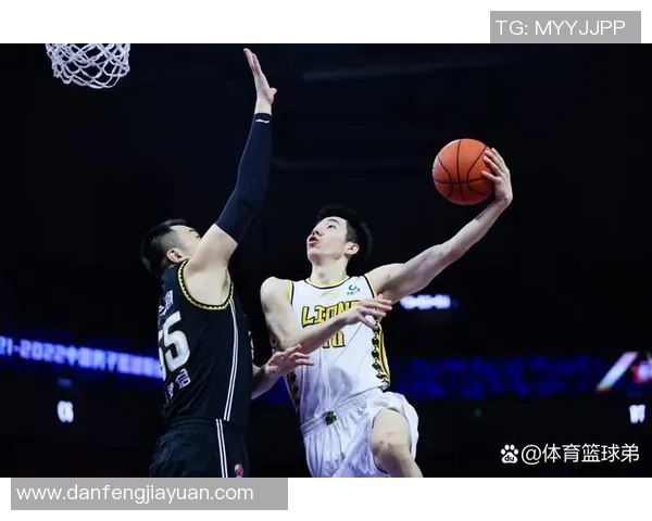 广东对阵广厦篮球赛精彩直播全程回顾与赛后分析